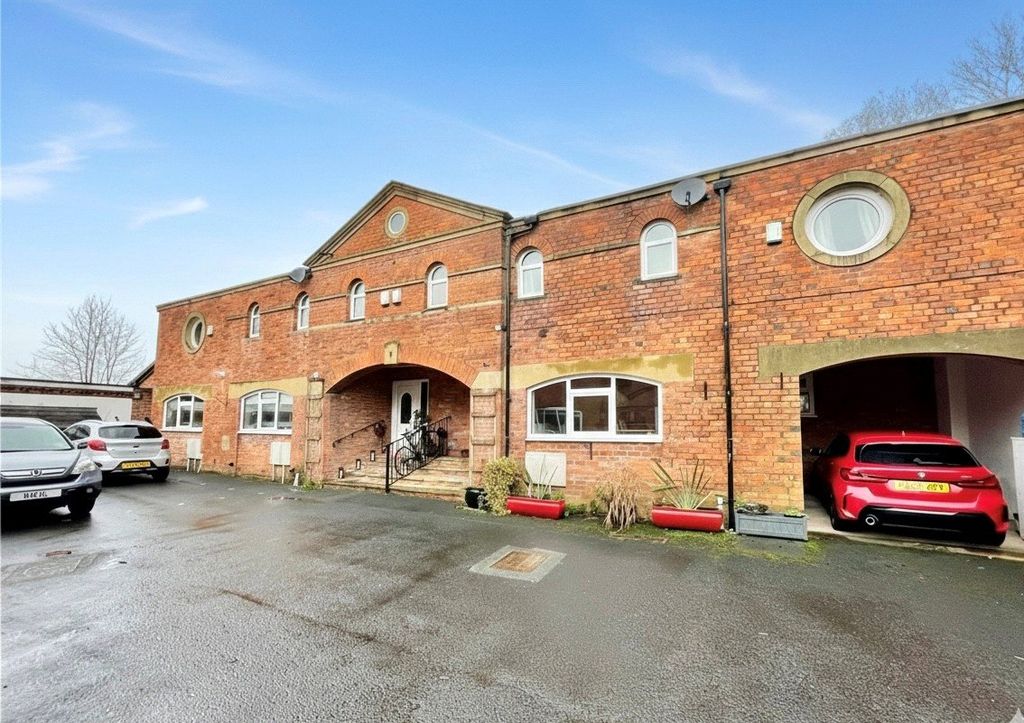 Property photo 1 of 25 Picture No. 34