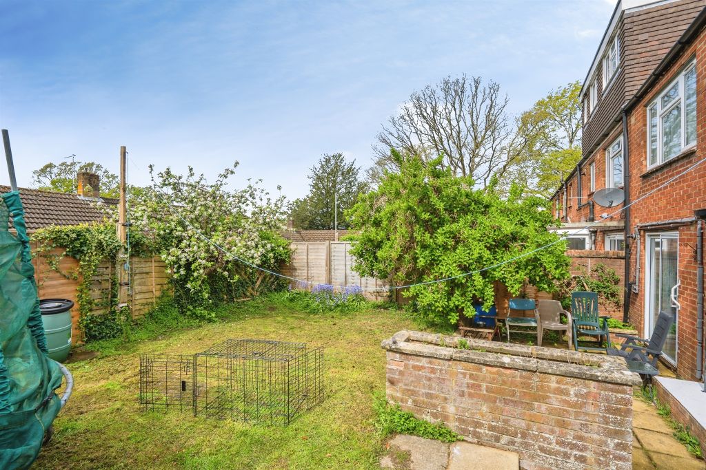 Property photo 2 of 20