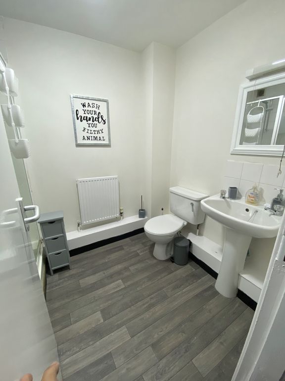 Property photo 2 of 3
