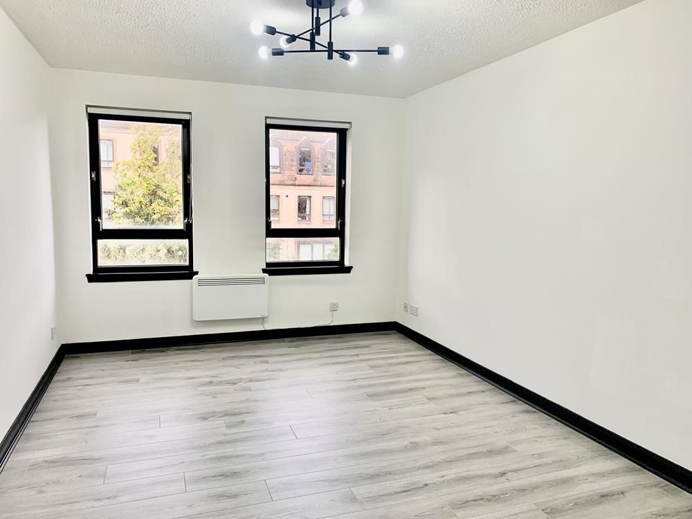 Property photo 1 of 7 Lounge