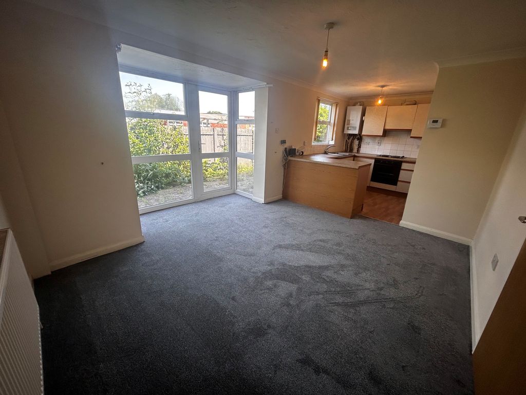 Property photo 3 of 6 Dining Room