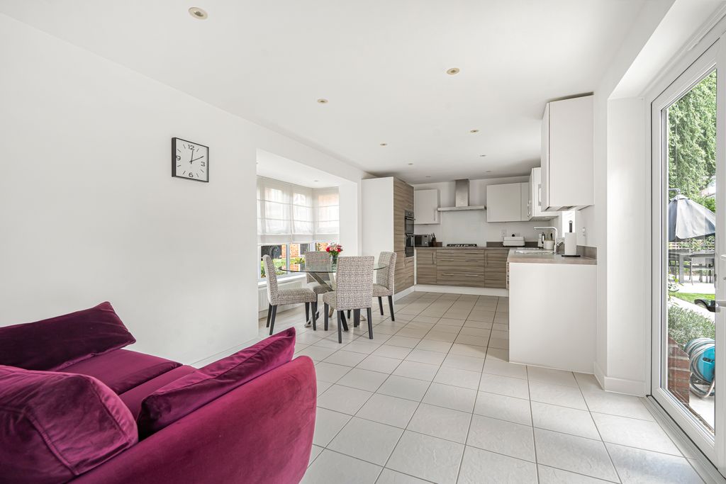 Property photo 2 of 25 459940