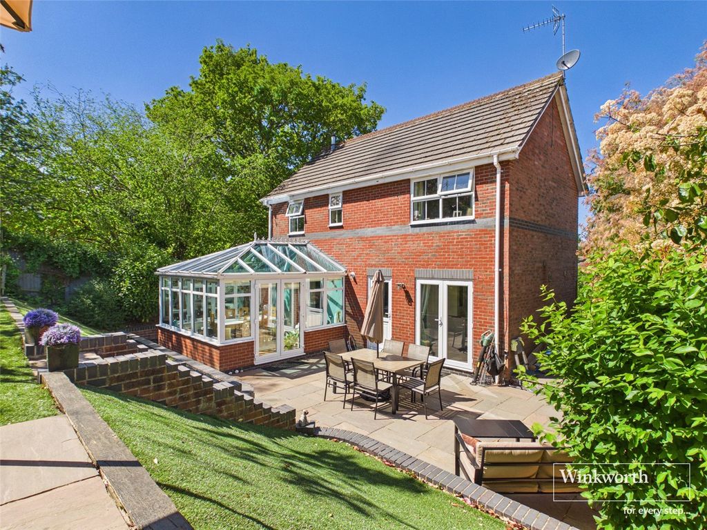 Property photo 2 of 16 Picture No. 04