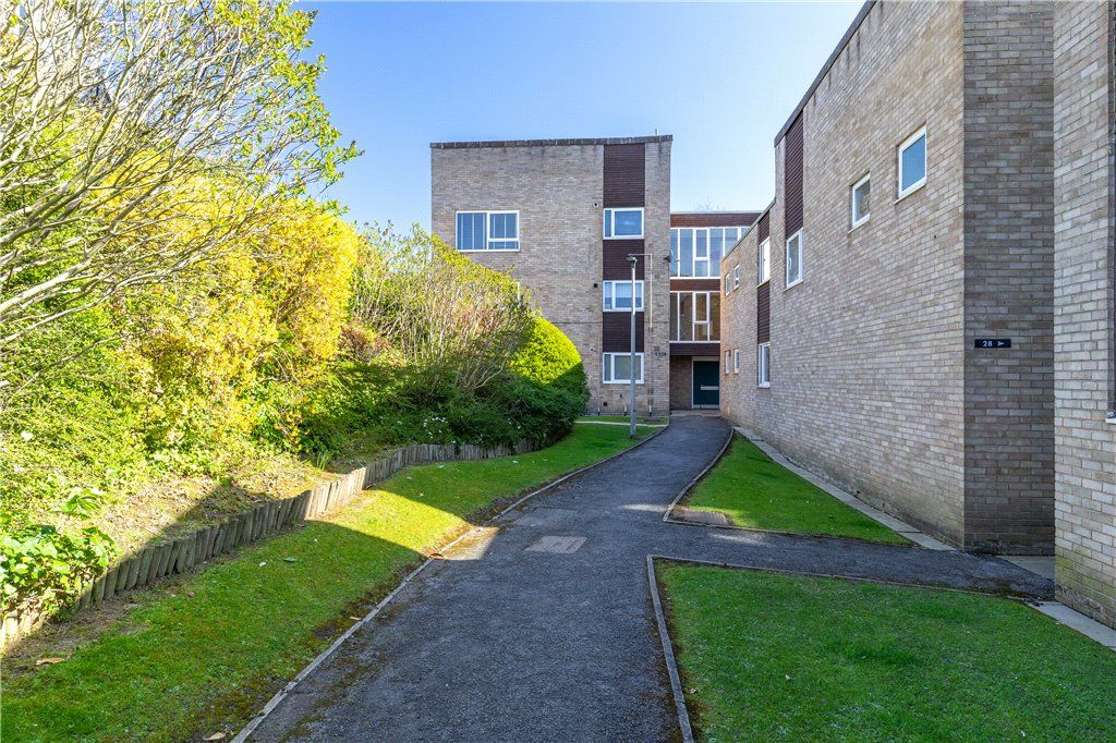 Property photo 1 of 13 Weetwood House Court