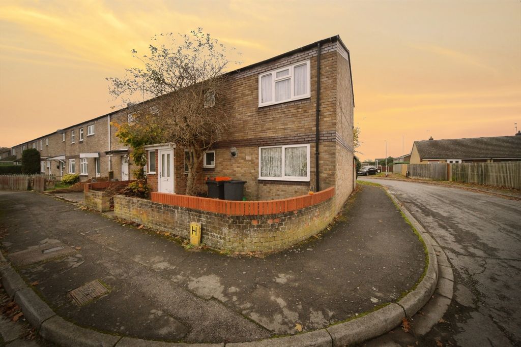 Property photo 1 of 11