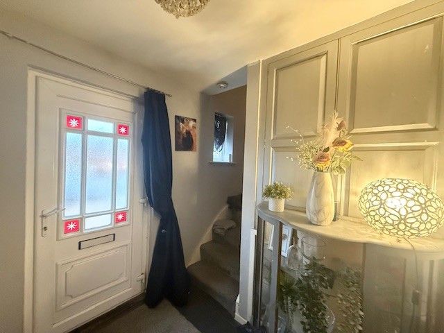Property photo 2 of 17 5