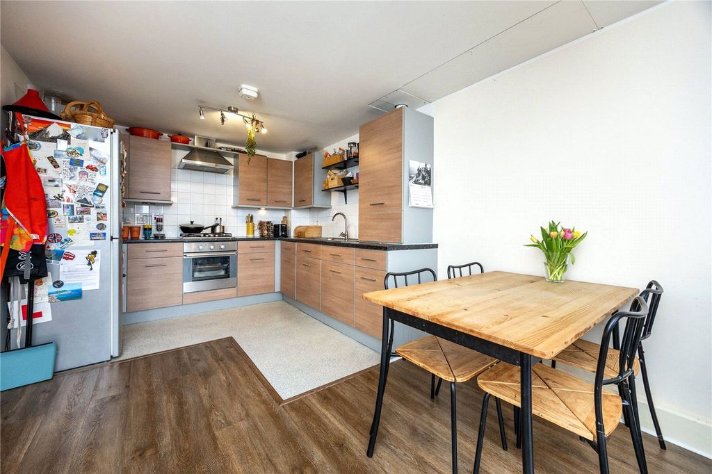 Property photo 2 of 13 Picture No. 09