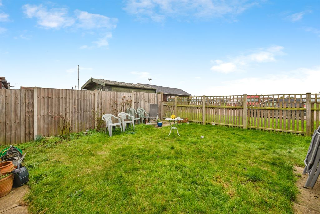 Property photo 3 of 12