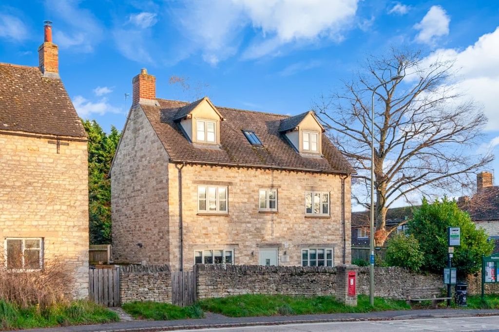 Property photo 1 of 9 External.Jpg