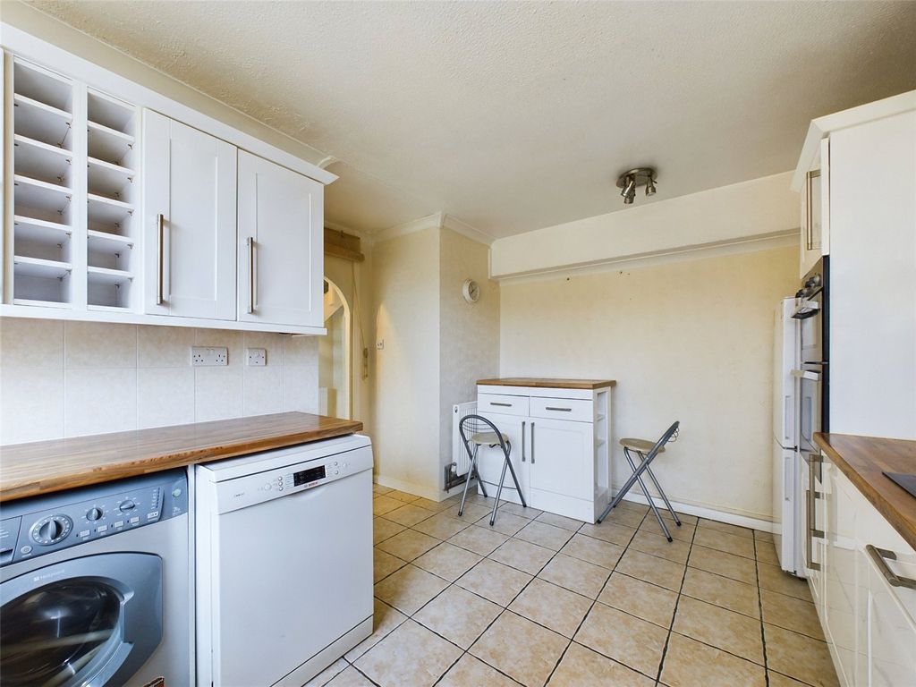 Property photo 3 of 19 Picture No. 15