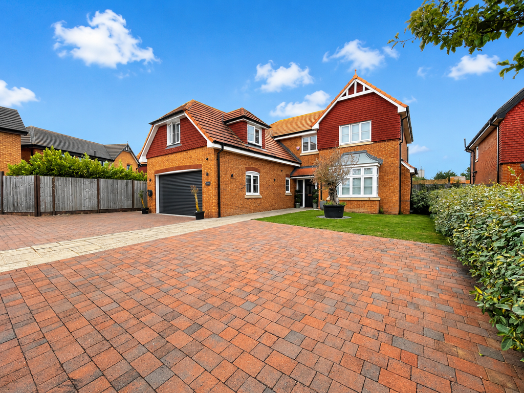 Property photo 1 of 37
