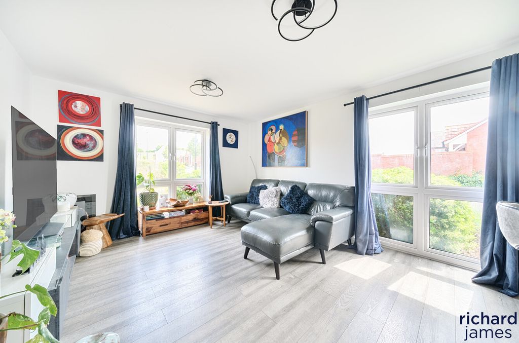 Property photo 3 of 13 3cd86Bfce0d94335B474A57F629B4A78