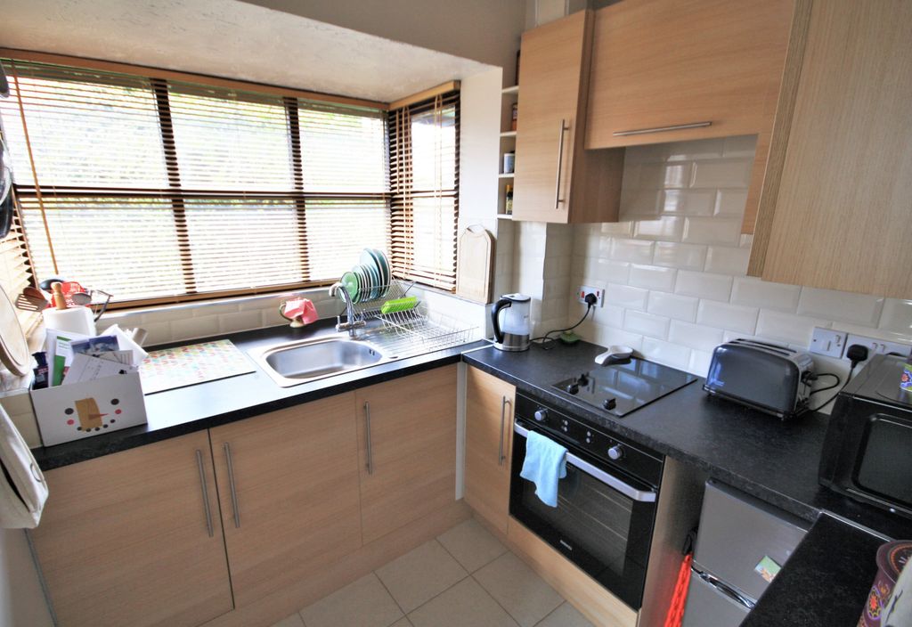 Property photo 3 of 8 Img_8833