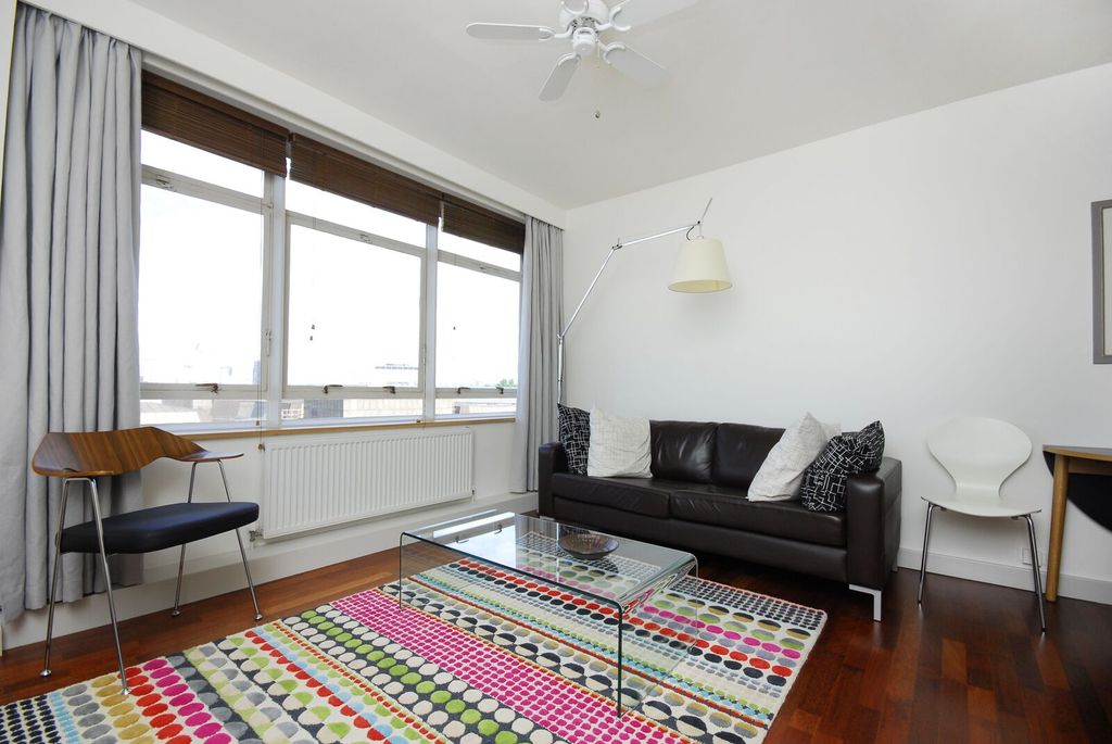 Property photo 1 of 32