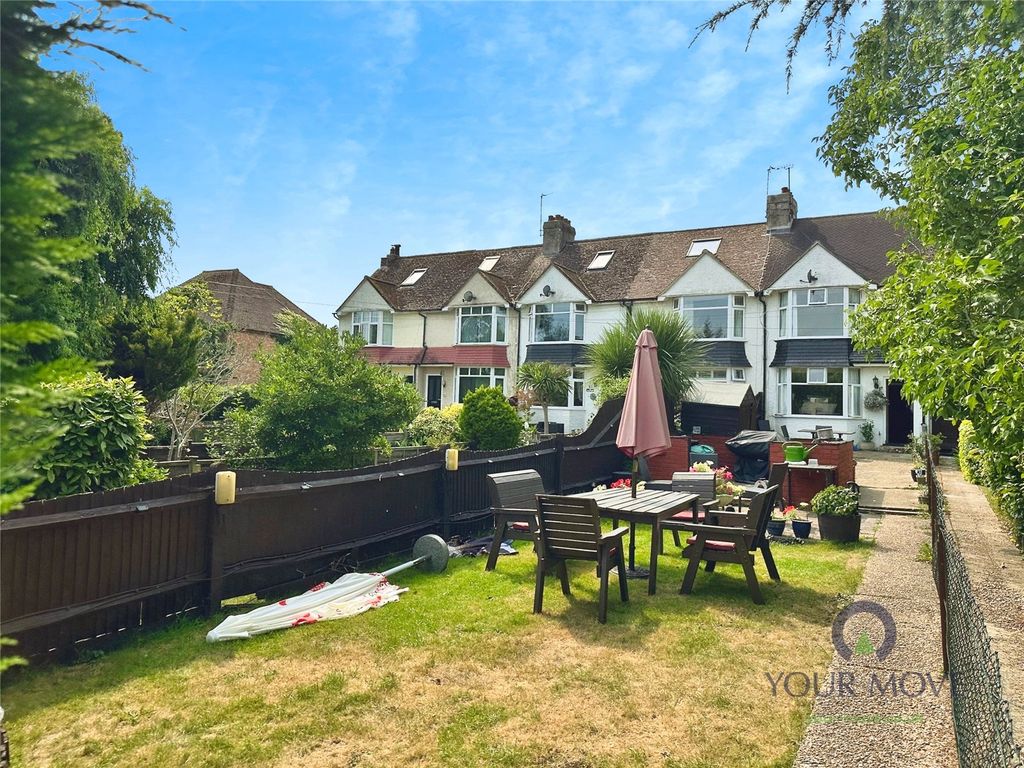 Property photo 2 of 19 Garden