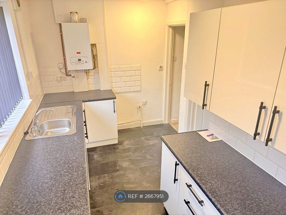 Property photo 3 of 8