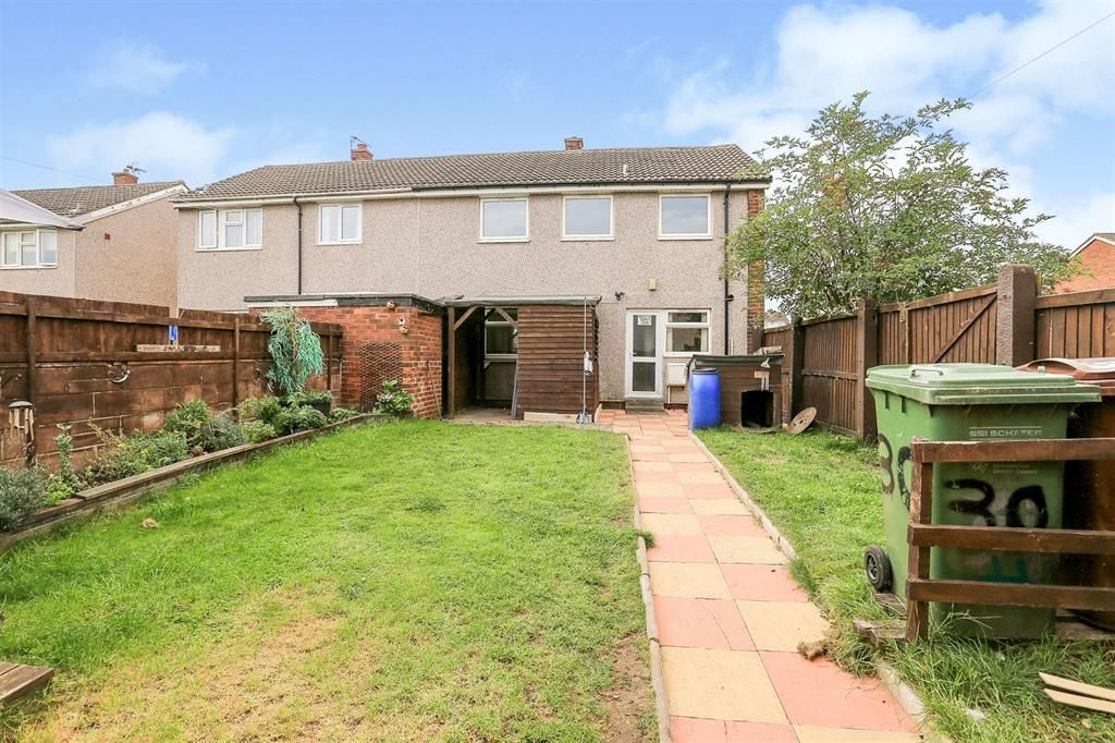 Property photo 2 of 11