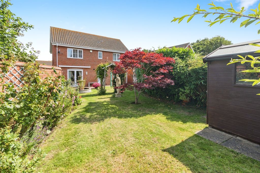Property photo 2 of 17