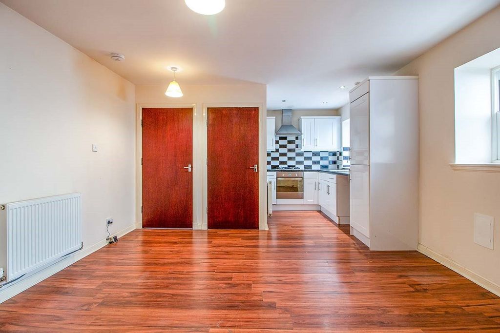 Property photo 2 of 8 Picture No. 09