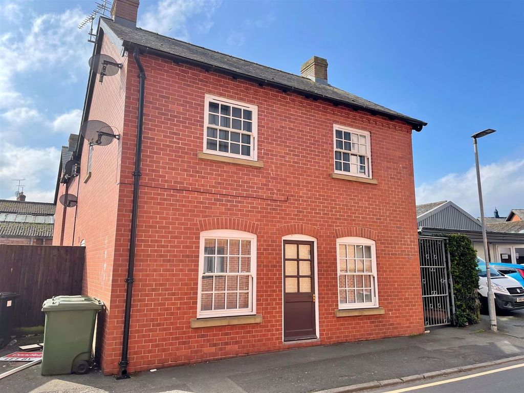 Property photo 1 of 1