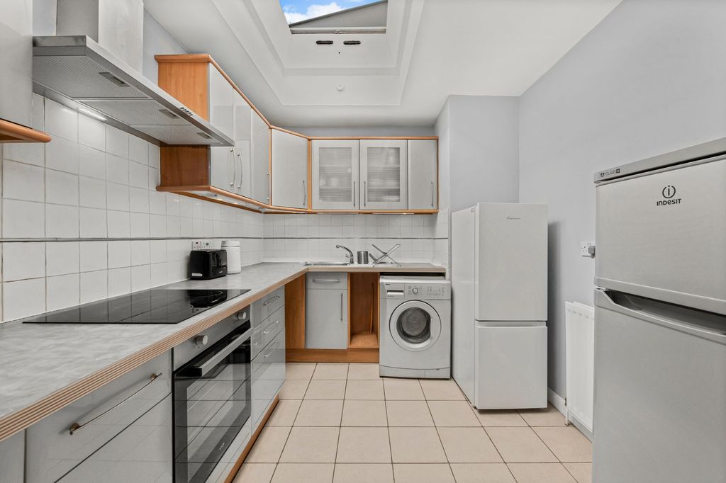 Property photo 2 of 16 Picture No. 09