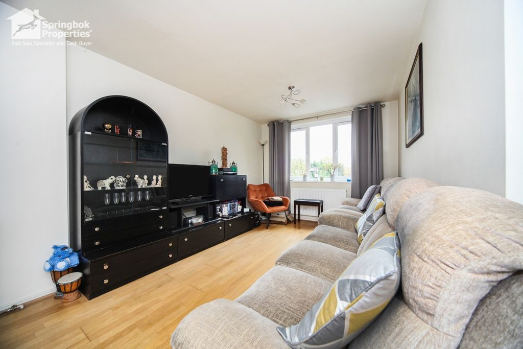 Property photo 3 of 14 Image 3