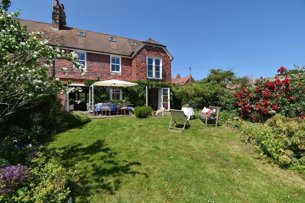 Property photo 1 of 27 Garden