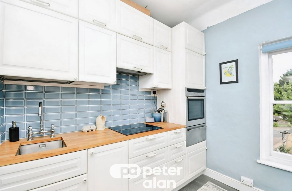 Property photo 3 of 12 Image
