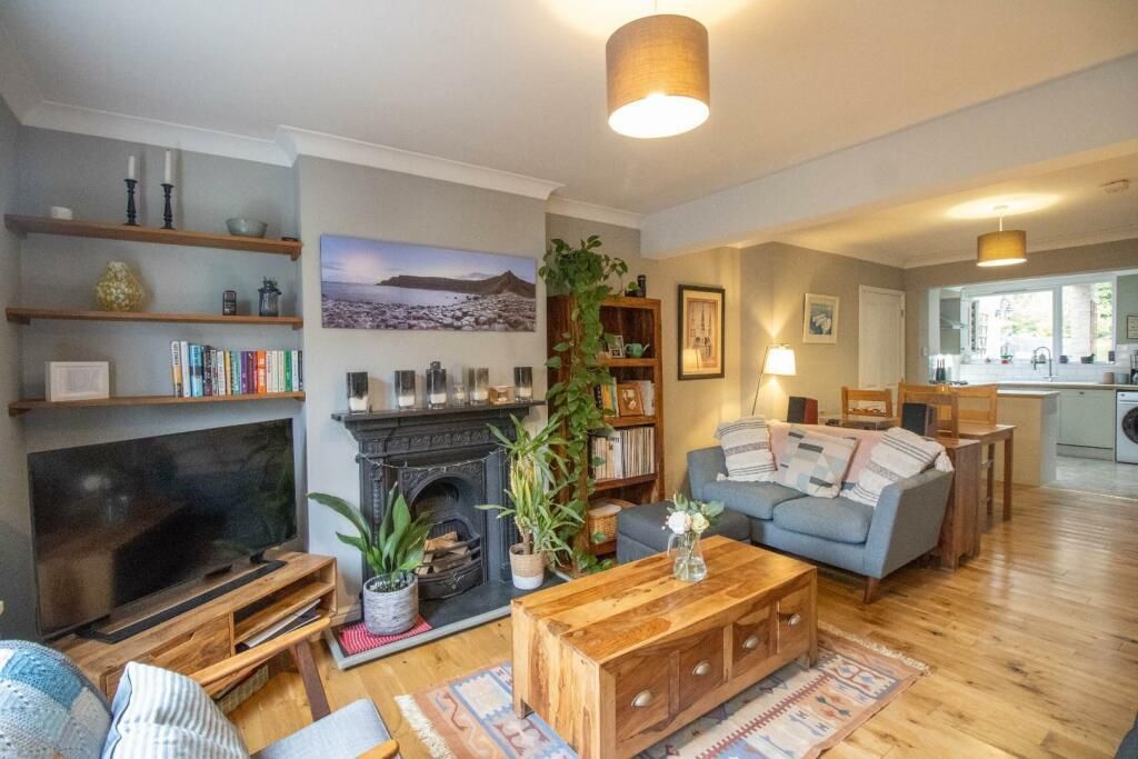 Property photo 2 of 12 Rightmove Photos  - Lounge.Jpeg