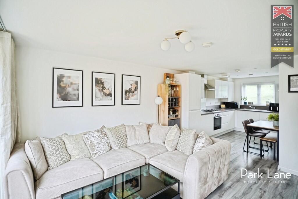 Property photo 3 of 20