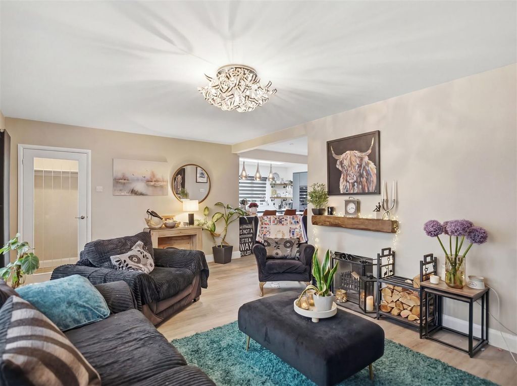 Property photo 3 of 30 1 (16).Jpg