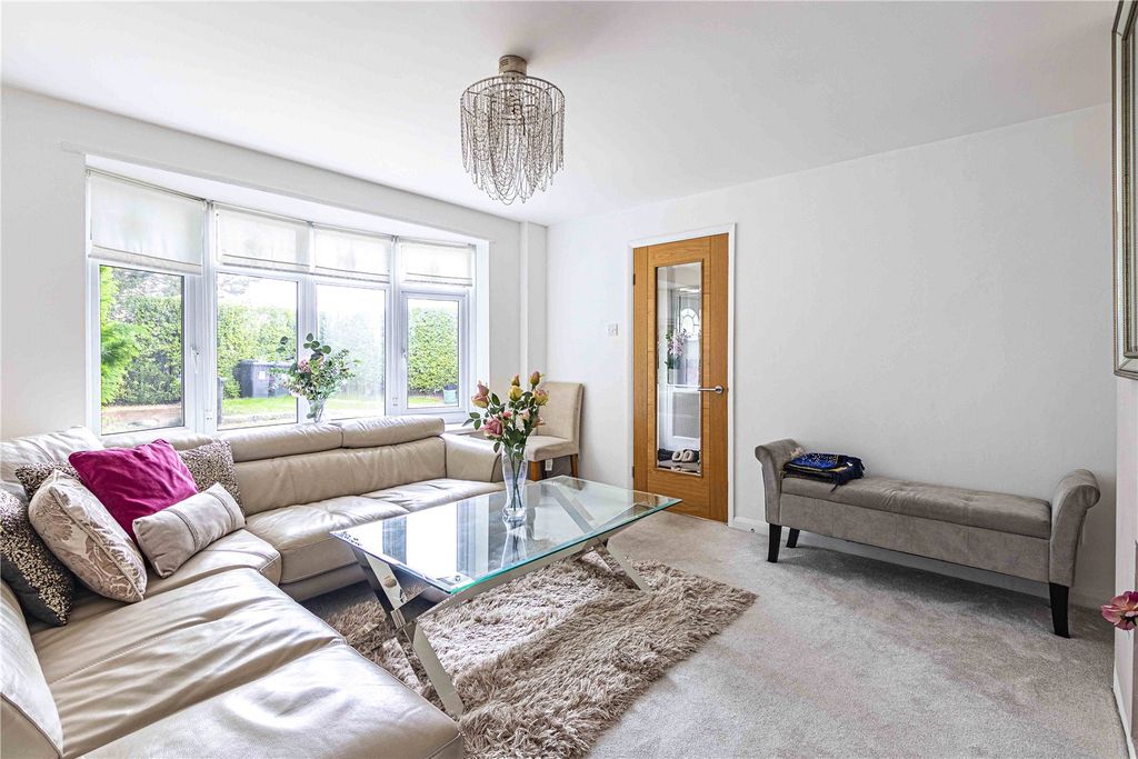 Property photo 2 of 13 Picture No. 11