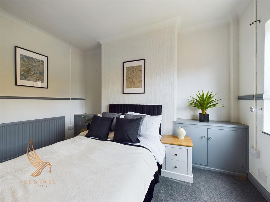 Property photo 1 of 8 Cam03976G0-Pr0024-Still001.Jpg