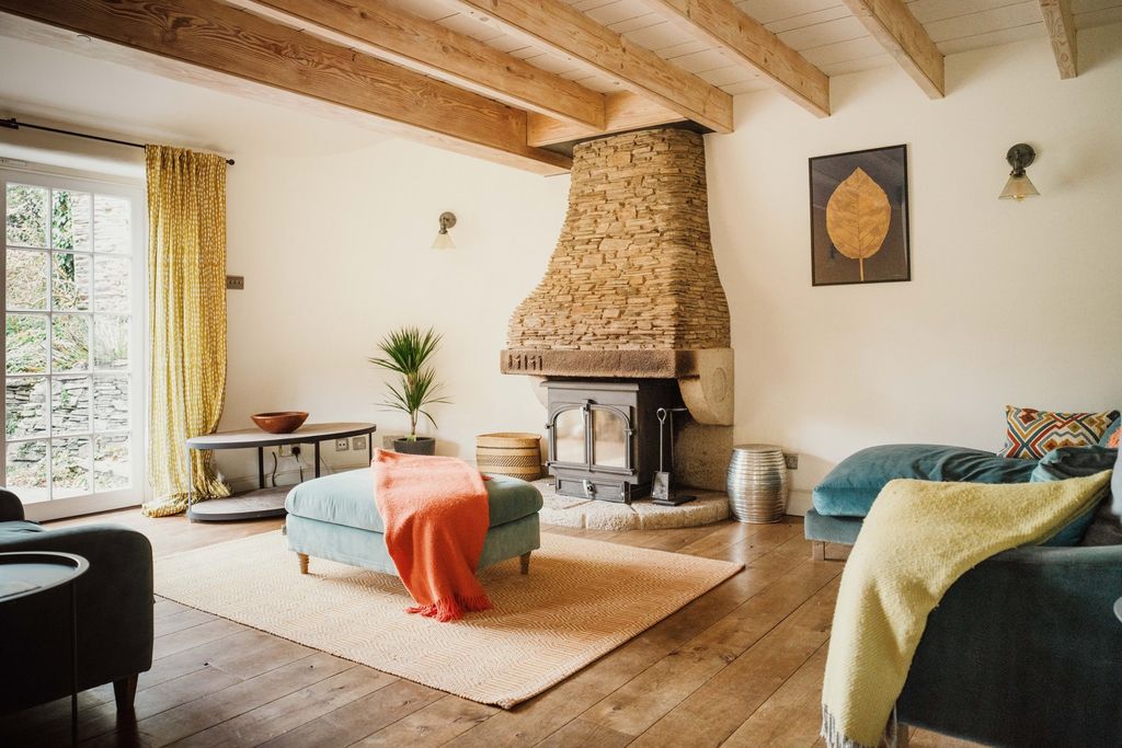 Property photo 3 of 32 317245 - B0002339.Jpg