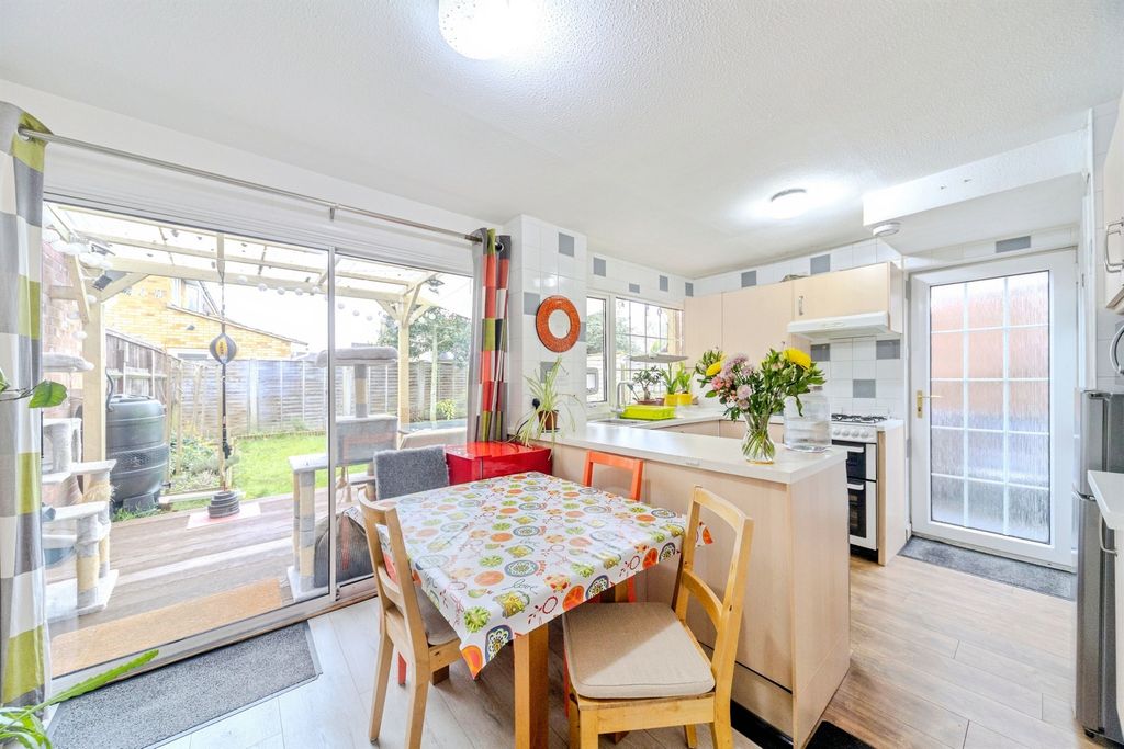 Property photo 3 of 15