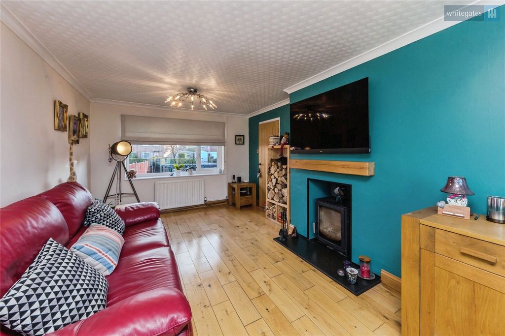 Property photo 2 of 17 Picture No. 10