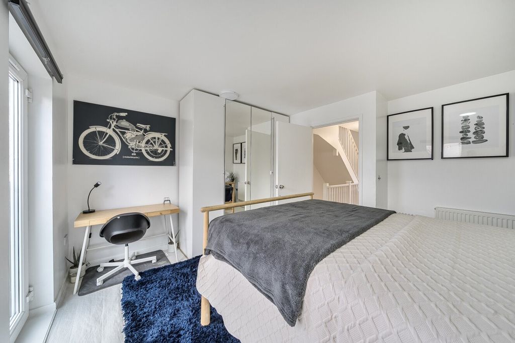 Property photo 1 of 23 Picture No. 02