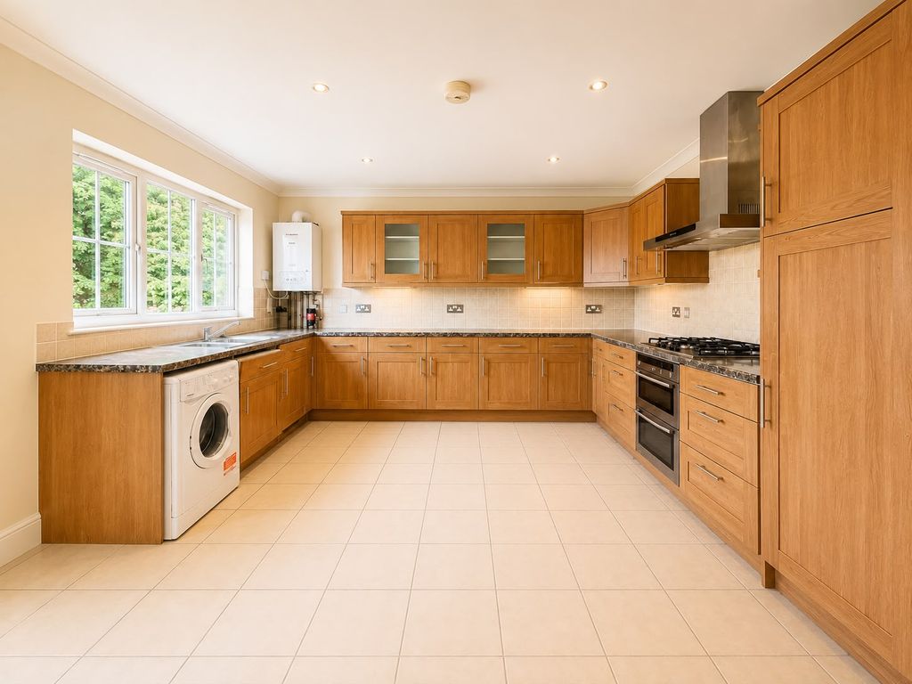 Property photo 3 of 7 Whatsapp Image 2026-08-18 At 10.53.46