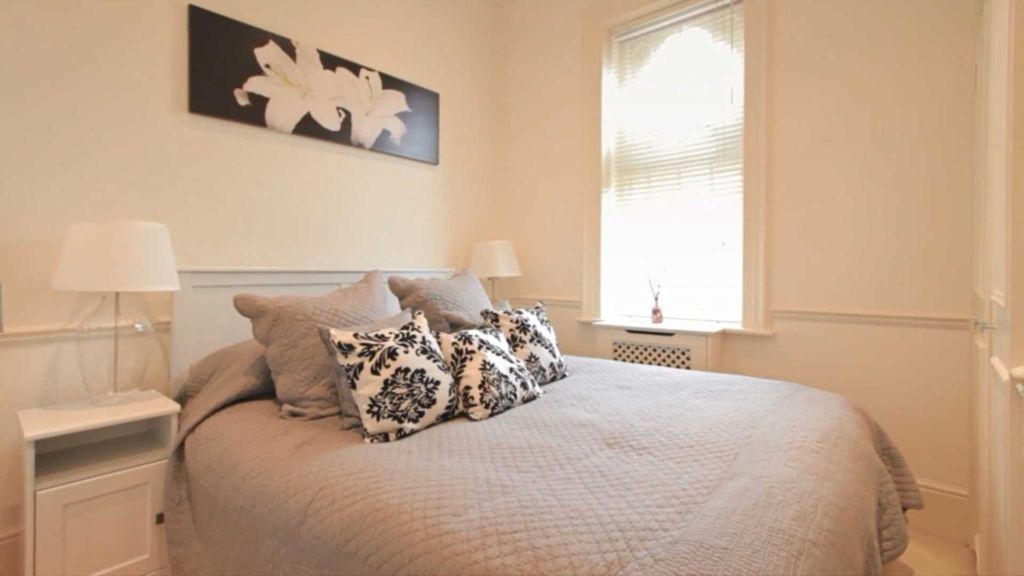 Frognal, Hampstead NW3 photo 4