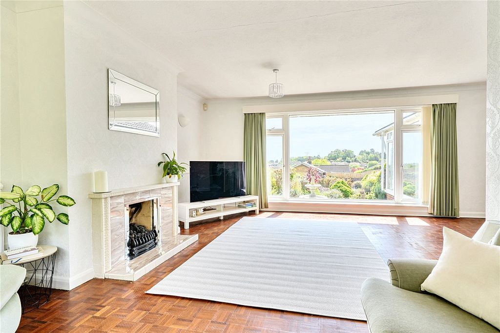 Property photo 2 of 18 Picture No. 74