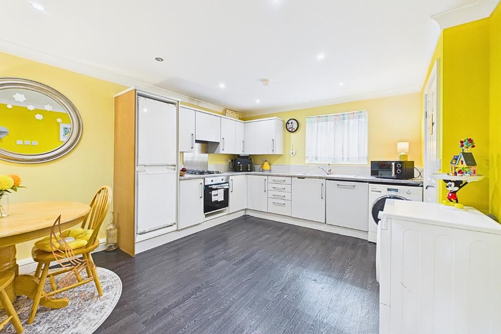 Property photo 1 of 18 5.Png