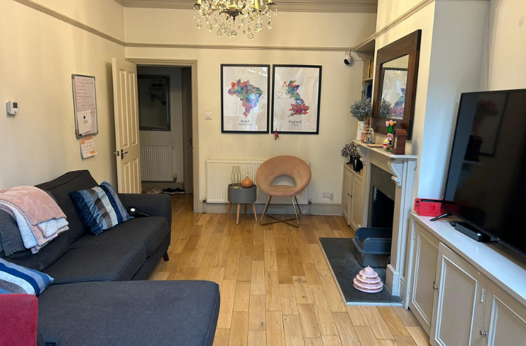 Property photo 3 of 11