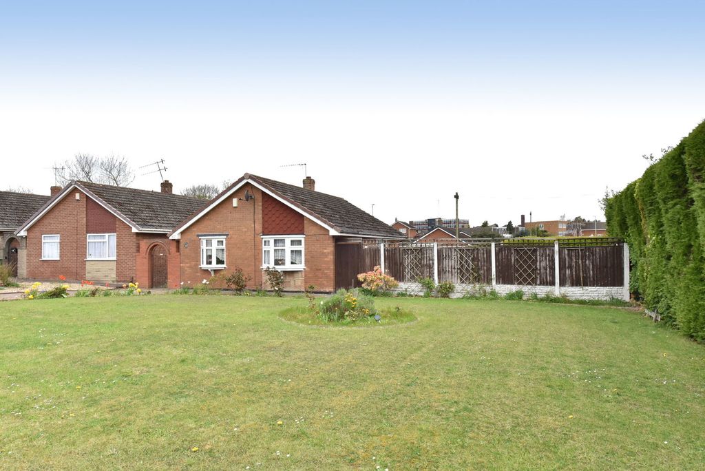 Property photo 2 of 16