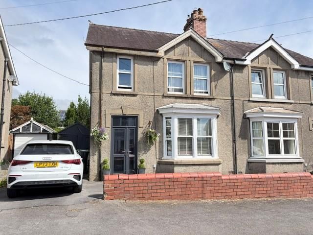 Property photo 1 of 18 9Grove1.Jpg