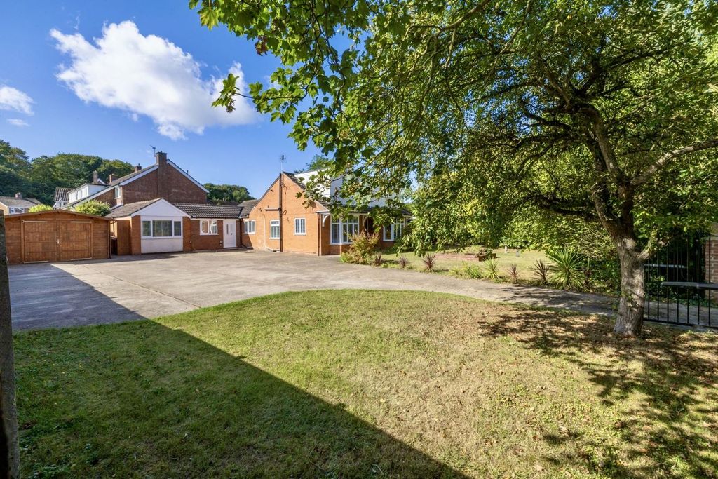 Property photo 1 of 22 Off Road Parking