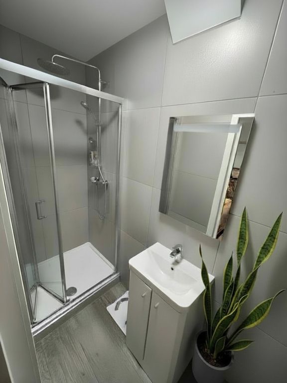 Property photo 2 of 2