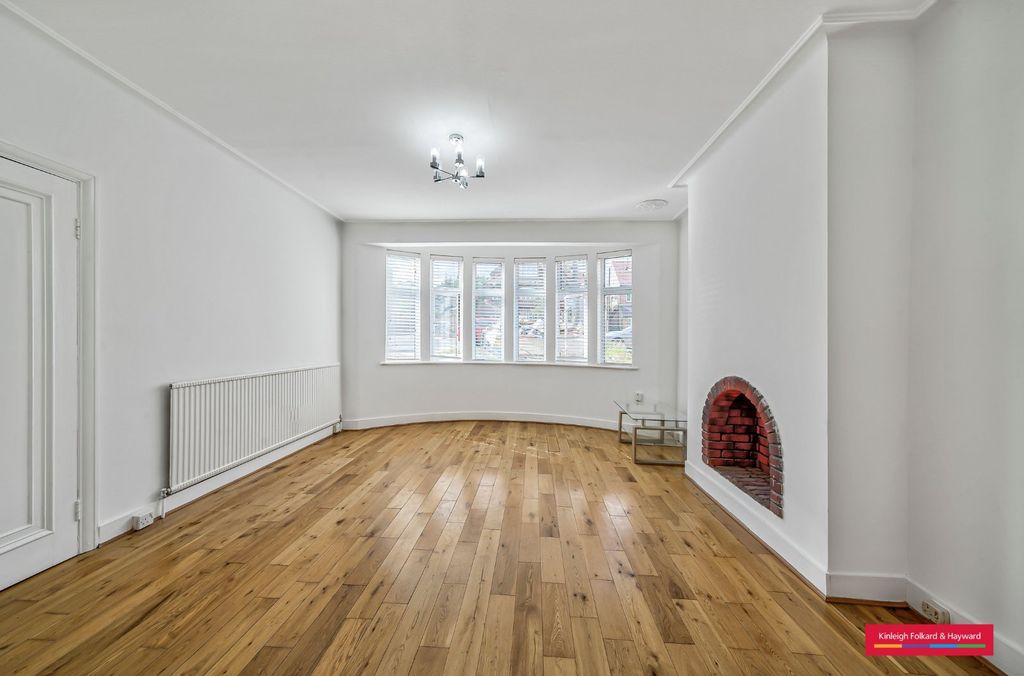 Property photo 1 of 14 Picture No. 04