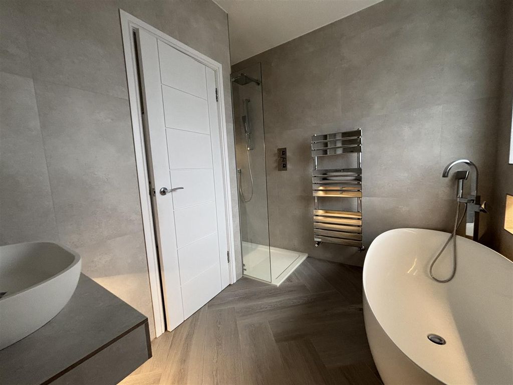 Property photo 3 of 12 Img_3730.Jpeg