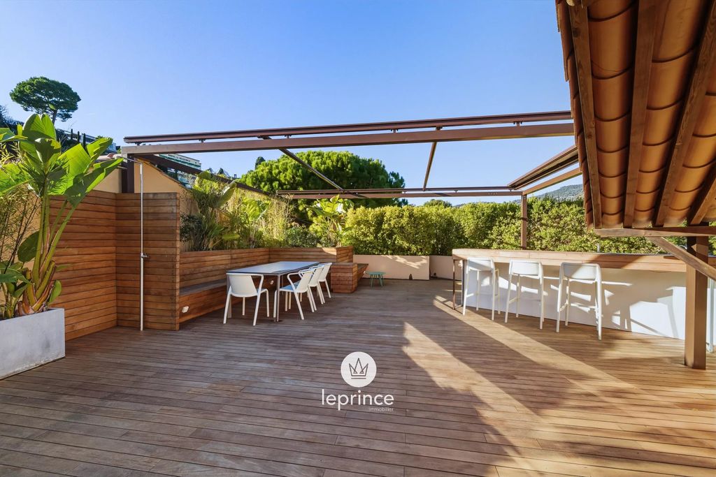 Property photo 1 of 26