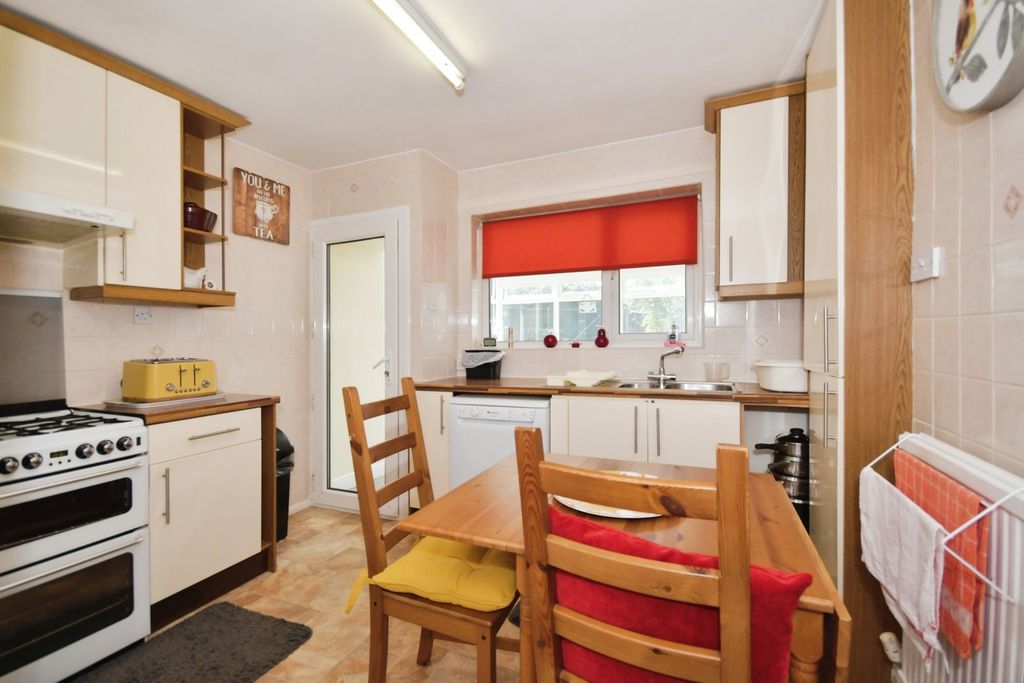 Property photo 2 of 16 Pbox-Img.Jpg